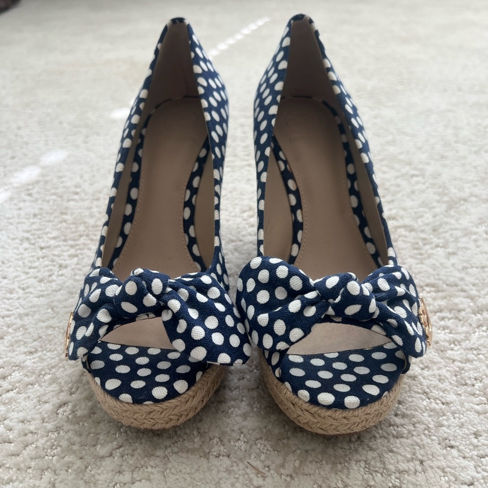 Kate Spade. Never worn (wrong size). Adorable,chic in person. Peep Toe Wedges
